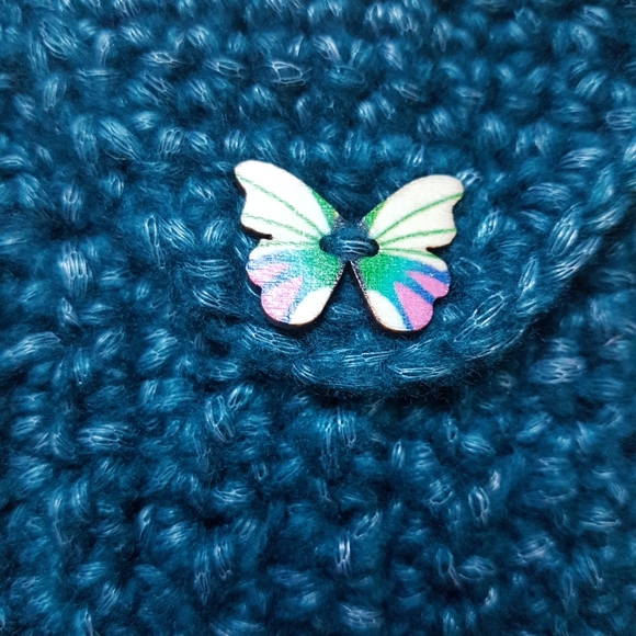 Handmade crocheted pouch - Picture 2 of 2